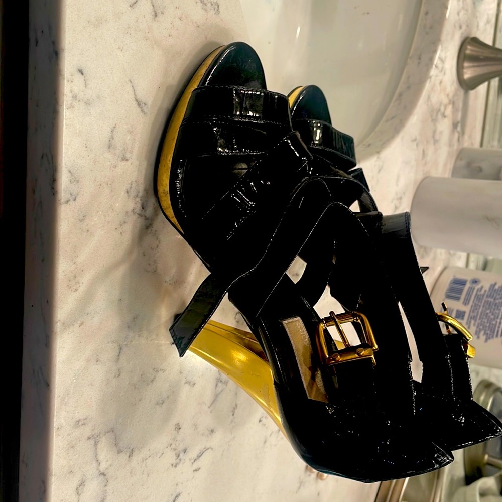 Black and gold sexy shoes size 8 1/2